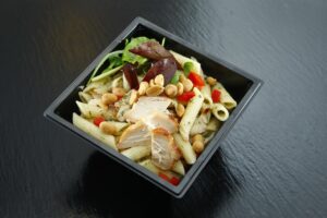 サラダチキンを使ったアレンジ夜食におすすめのレシピは？